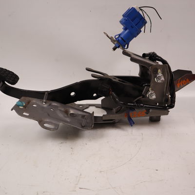 Pedale de frein Mazda 2 (DE_, DH_) 1.3 (de3fs) (2007-2015)