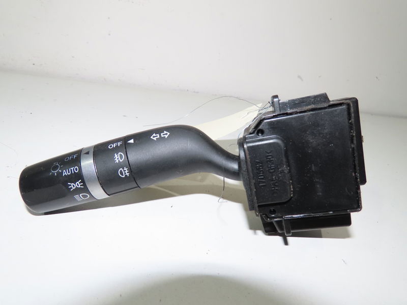 Commande eclairage Mazda 3 (BL) 1.6 mz-cd (bl14) (2008-2013)