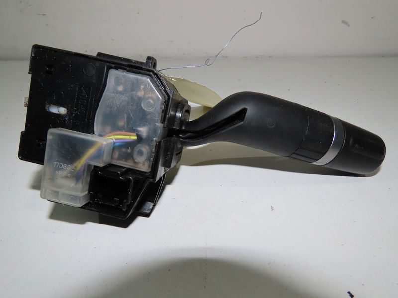 Commande eclairage Mazda 3 (BL) 1.6 mz-cd (bl14) (2008-2013)