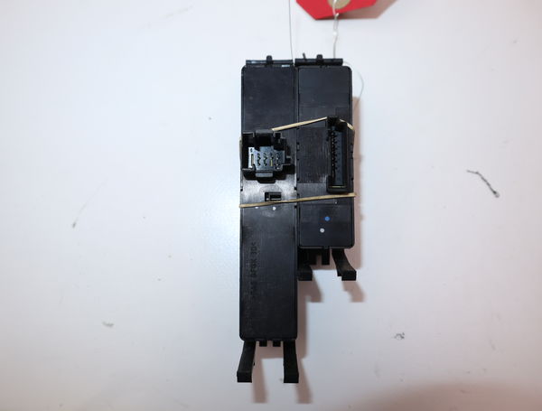 Commande lève-glace porte avant gauche Bmw 3 (E46) 320 d (1998-2001)