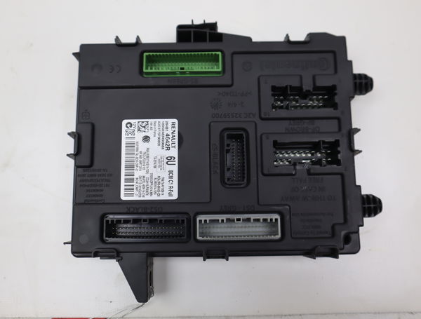 Platine fusible habitacle Renault MEGANE IV 3-5 portes (B9A-M-N_) 1.5 dci 110 (b9a3) (2015)