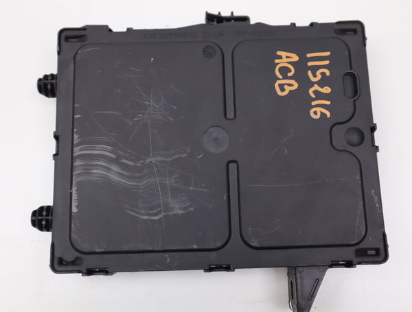 Platine fusible habitacle Renault MEGANE IV 3-5 portes (B9A-M-N_) 1.5 dci 110 (b9a3) (2015)