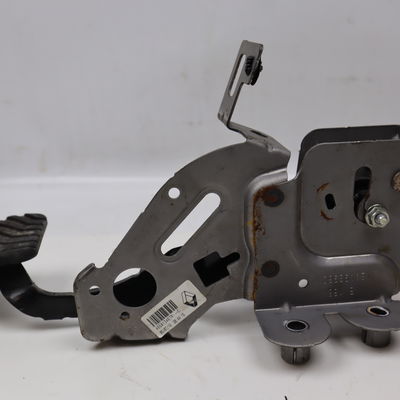 Pedale de frein Renault MEGANE IV 3-5 portes (B9A-M-N_) 1.5 dci 110 (b9a3) (2015)