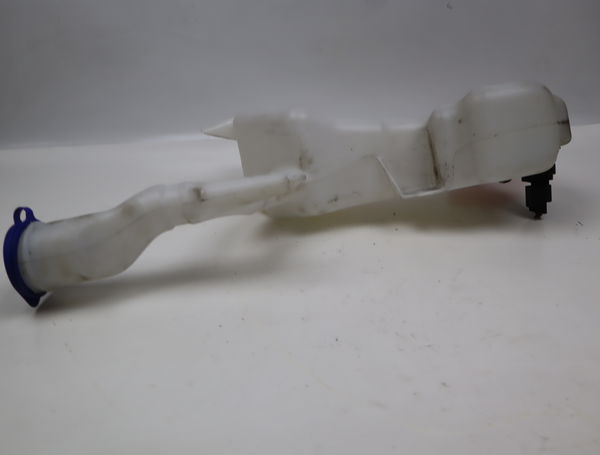 Reservoir lave-glace avant Ford FIESTA VII (HJ, HF) 1.1 ti-vct (2017)