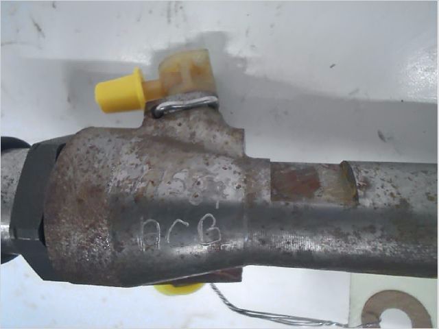 Injecteur 4 Renault SCÉNIC II (JM0-1_) 1.5 dci (jm1e, jm16) (2005-2008) 5 portes