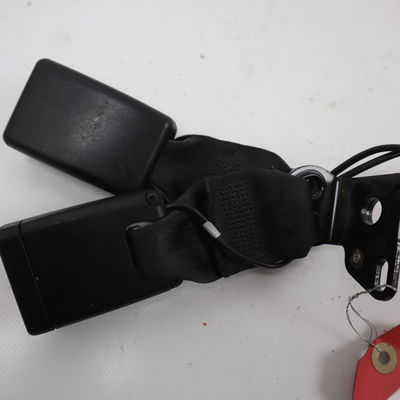 Ancrage ceinture arrière gauche Renault CLIO IV (BH_) 1.5 dci 90 (2012) 5 portes