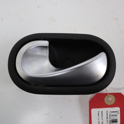 Poignee int porte arg Renault TWINGO III (BCM_, BCA_) 1.0 sce 70 (bcmb) (2015) 5 portes