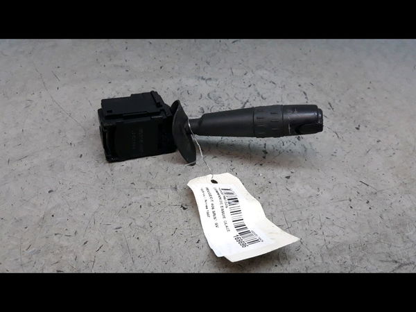 Commande essuie glace Peugeot 406 (8B) 1.9 td (1996-2004)