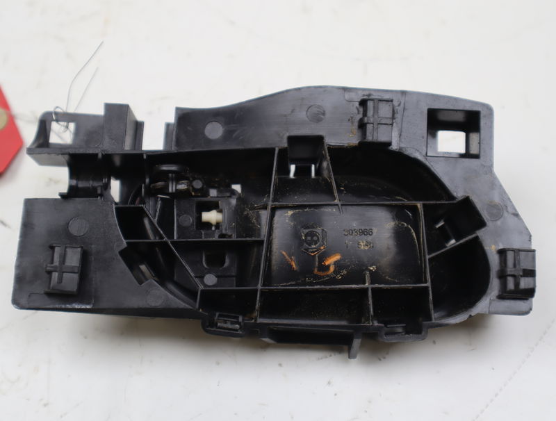 Poignee int porte avg Peugeot EXPERT Camionnette (VF3A_, VF3U_, VF3X_) 2.0 hdi 120 (2007)