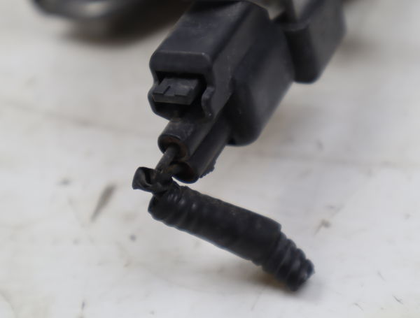 Serrure capot Volvo V50 (545) 2.0 d (2004-2010)