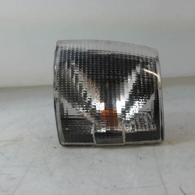 Clignotant gauche VOLKSWAGEN TRANSPORTER IV Phase 1 09-1990--03-1996 1.9 D