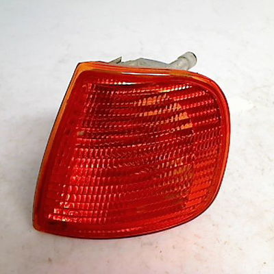 Clignotant gauche VOLKSWAGEN POLO III Phase 1 VARIANT 12-1996--08-2001