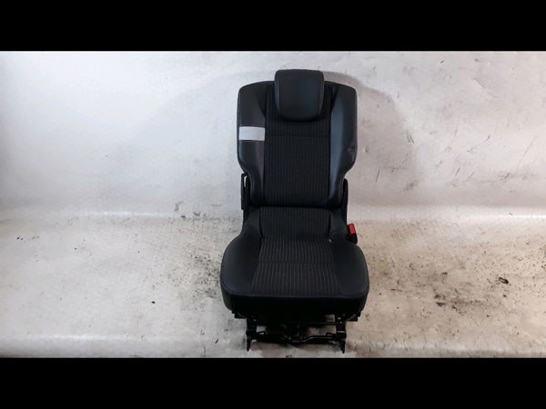 Siège arrière droit Renault SCÉNIC III (JZ0-1_) 1.5 dci (2009) 5 portes
