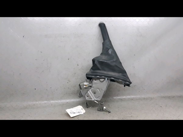 Levier frein a main Renault LAGUNA III (BT0-1) 1.5 dci (bt00, bt0a, bt0t, bt1j) (2007-2015) 5 portes