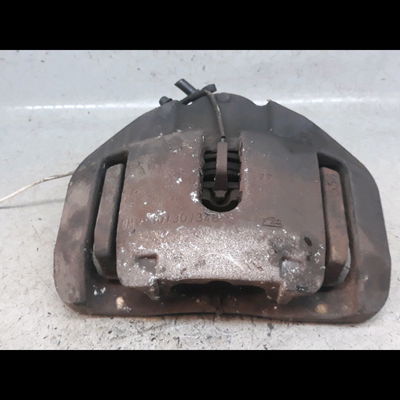 Etrier de frein avant gauche Bmw 7 (E65, E66, E67) 745 i, li (2001-2005)