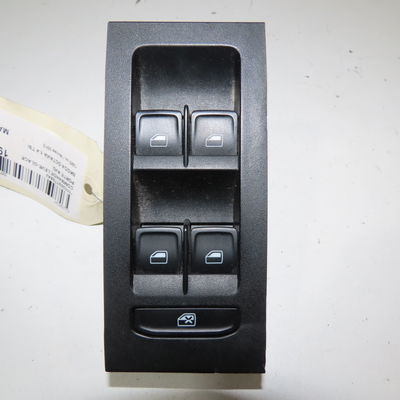 Commande lève-glace porte avant gauche Skoda OCTAVIA III (5E3, NL3, NR3) 1.4 tsi (2012-2017)