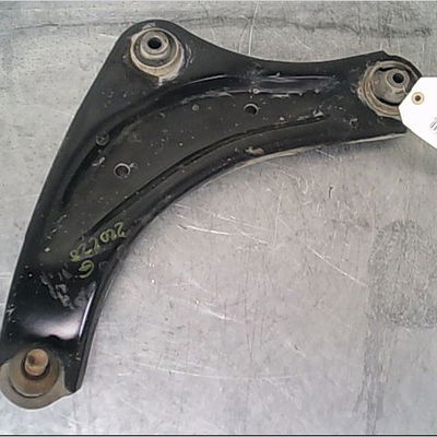 Triangle inf avg Nissan JUKE (F15) 1.5 dci (2010) 5 portes