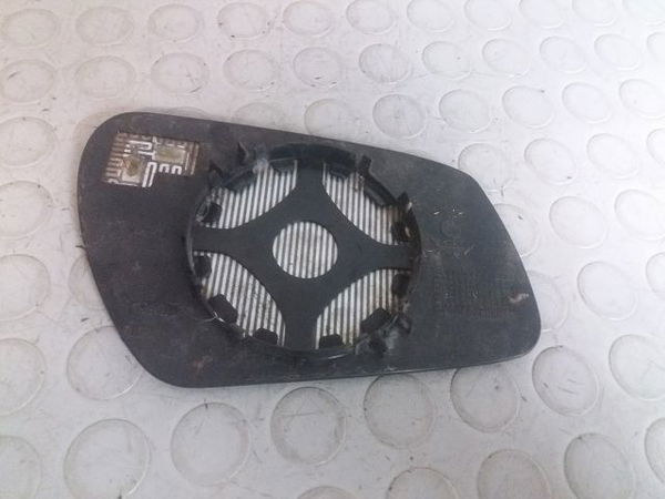 Glace  retroviseur exterieur gauche Ford FOCUS II Turnier (DA_, FFS, DS) 1.6 tdci (2004-2012)