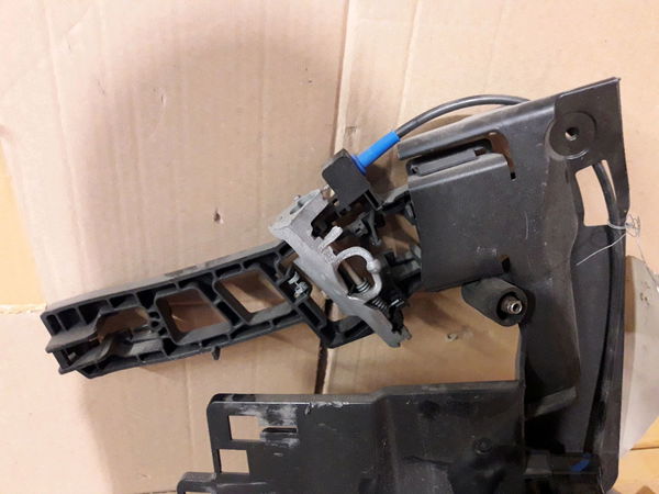 Systeme condamnation avd Ford FIESTA VI (CB1, CCN) 1.4 tdci (2010-2012) 3 portes