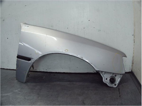 Aile avant droite PEUGEOT 205