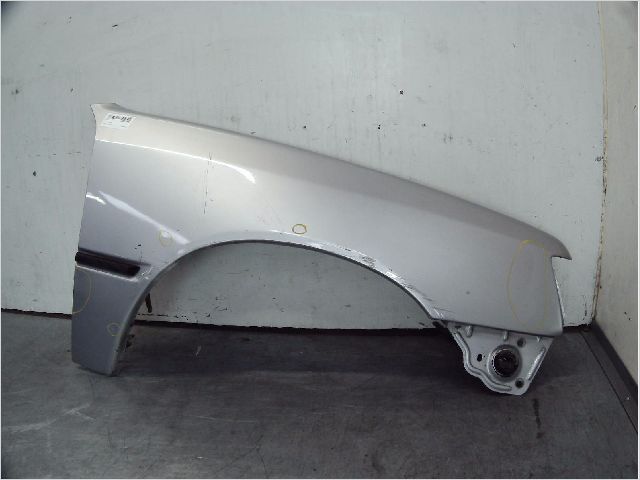 Aile avant droite PEUGEOT 205