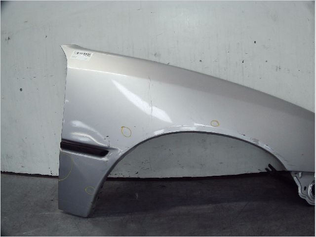 Aile avant droite PEUGEOT 205