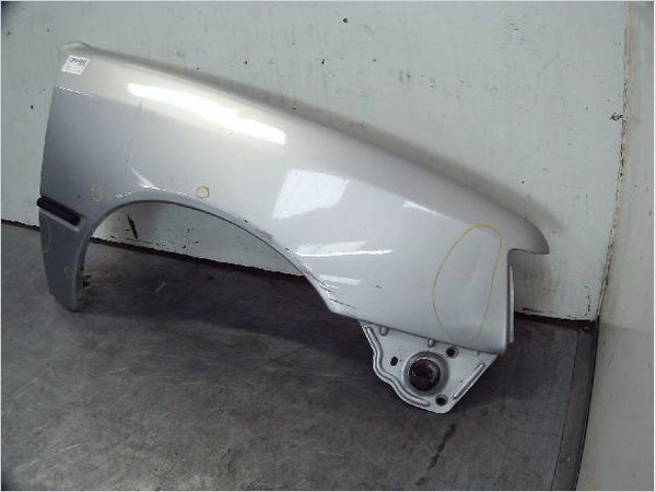 Aile avant droite PEUGEOT 205