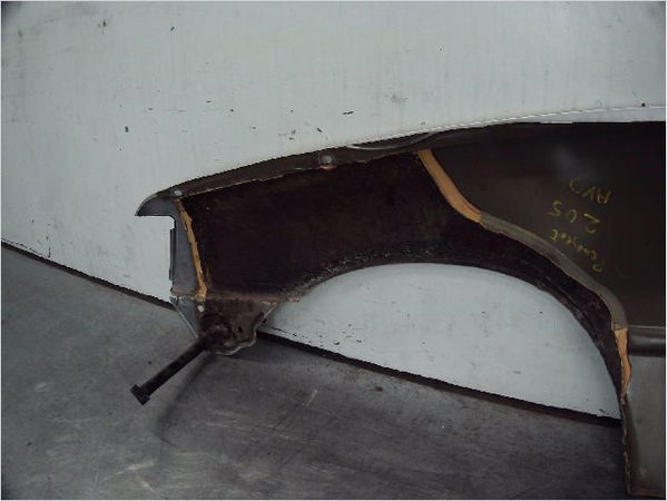 Aile avant droite PEUGEOT 205
