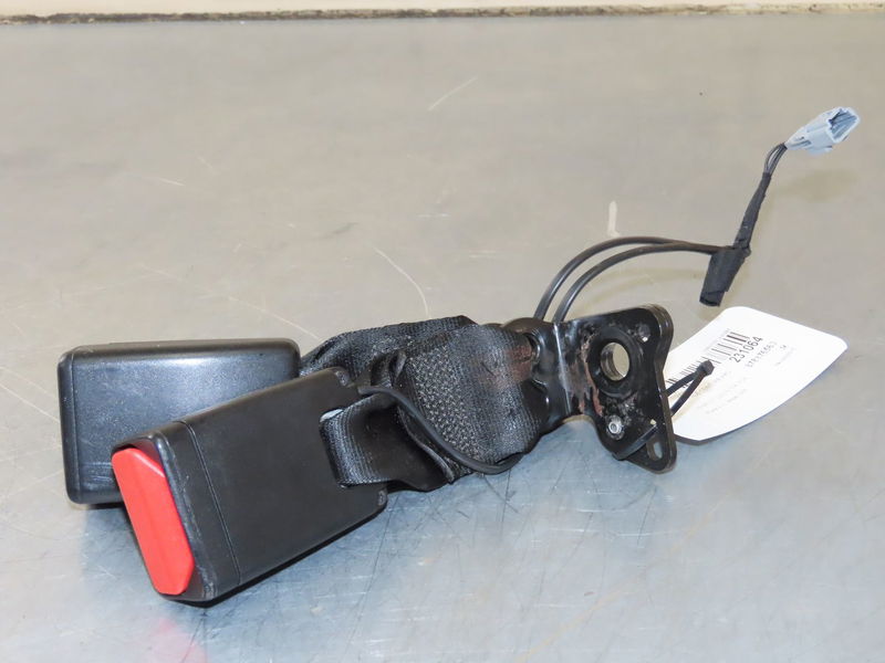 Ancrage ceinture arrière gauche Renault CLIO IV (BH_) 0.9 tce 90 (2012) 5 portes