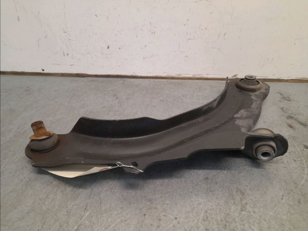 Triangle inf avd Renault CAPTUR I (J5_, H5_) 1.5 dci 90 (2013) 5 portes