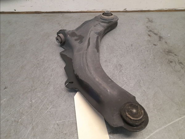Triangle inf avd Renault CAPTUR I (J5_, H5_) 1.5 dci 90 (2013) 5 portes