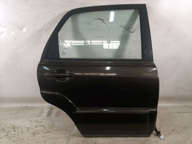 Porte arrière droite Kia SPORTAGE II (JE_, KM) 2.0 crdi 4wd (2004)