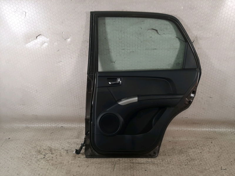 Porte arrière droite Kia SPORTAGE II (JE_, KM) 2.0 crdi 4wd (2004)