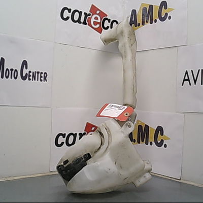 Reservoir lave-glace avant Peugeot 208 I (CA_, CC_) 1.6 hdi (2012) 5 portes