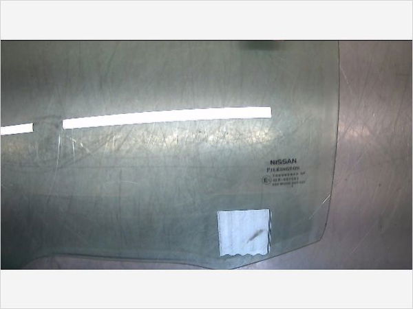 Glace porte av g Nissan MICRA III (K12) 1.2 16v (2003-2010)
