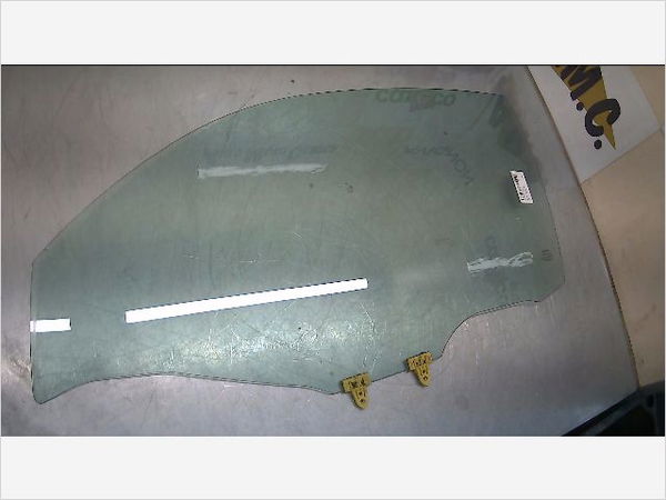 Glace porte av g Nissan MICRA III (K12) 1.2 16v (2003-2010)