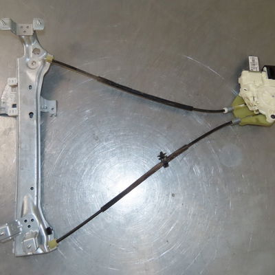 Mecanismemoteur leve-glace arg Renault MEGANE III Grandtour (KZ0-1) 1.5 dci (kz09, kz0d, kz1g, kz29, kz14, kz1w, kz10, kz1f,... 