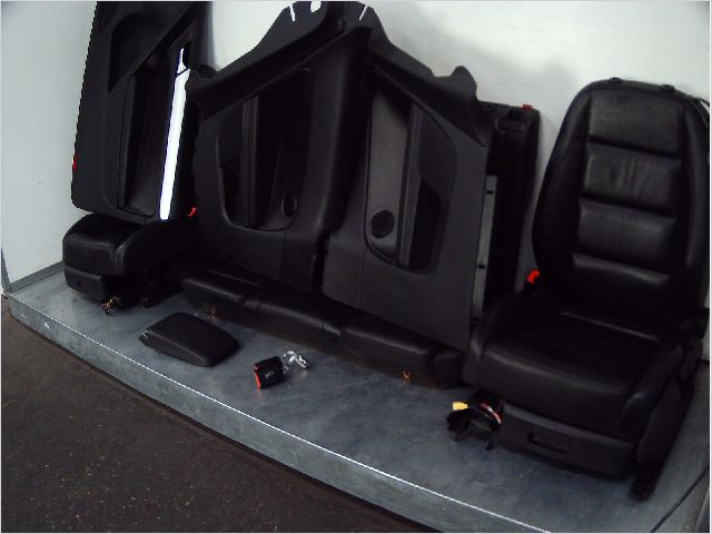 Interieur complet Volkswagen GOLF VI (5K1) 1.6 tdi (2009-2012) 5 portes