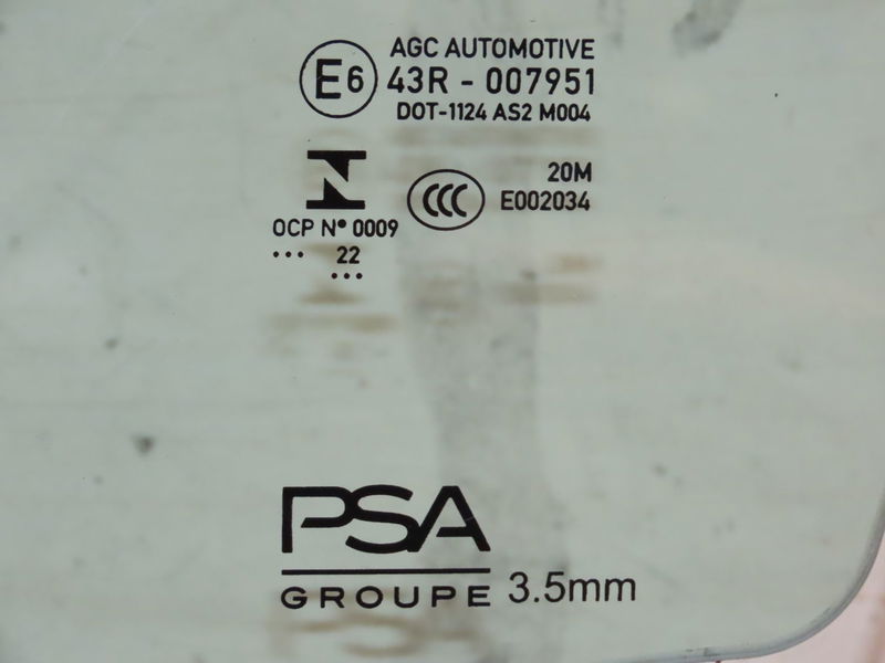 Glace porte av g Opel CORSA F 1.2 (68) (2019)