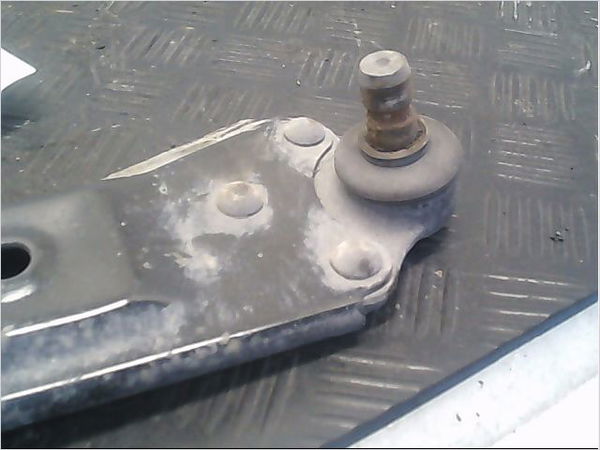 Triangle inf avg Opel CORSA D (S07) 1.0 (l08, l68) (2009-2014) 3 portes