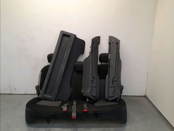 Siege ar complet Dacia LOGAN MCV II Tce 90 (k8m1) (2013)
