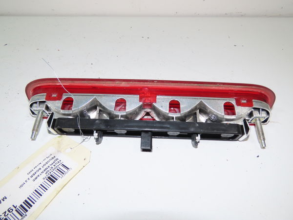 Feux stop supplementaire Peugeot BOXER Camionnette 2.2 bluehdi 165 (2019)