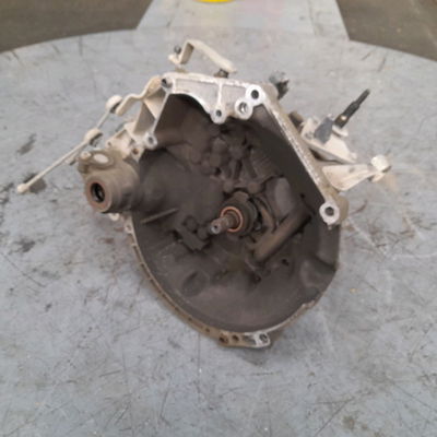 Boîte à vitesse mecanique Peugeot 206 (2L_, 2M_) 1.4 i (2010-2013)