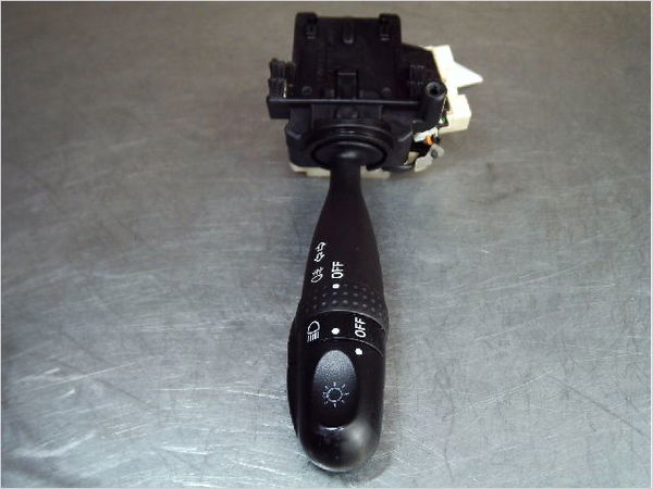 Commande eclairage Nissan PIXO (UA0) 1.0 (2009) 5 portes