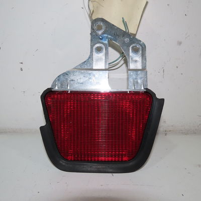 Feux stop supplementaire Toyota AVENSIS (_T25_) 2.0 d-4d (cdt250_) (2003-2008)