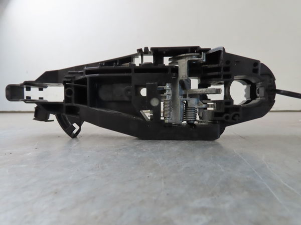 Poignee ext porte ard Citroën C4 PICASSO II 1.2 thp 130 (2014)