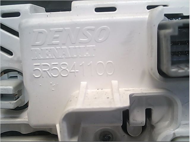 Commande de chauffage Renault CAPTUR I (J5_, H5_) 1.5 dci 90 (2013) 5 portes