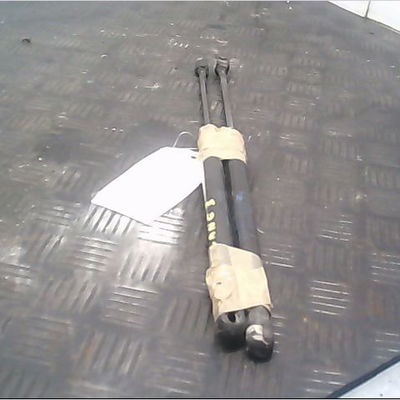 Verin droit coffre arrière Renault MEGANE III 3-5 portes (BZ0-1_, B3_) 1.5 dci (bz0c) (2008-2015) 5 portes