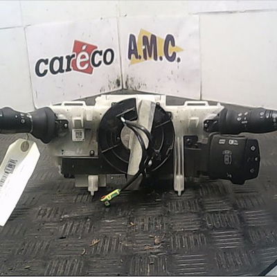 Commande clignotant Renault MEGANE III 3-5 portes (BZ0-1_, B3_) 1.5 dci (bz0c) (2008-2015) 5 portes