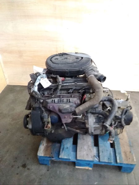 Moteur essence Renault CLIO I (B-C57_, 5-357_) 1.2 (b-c-s57a, b-c57s, 5-357f, 5-357j, 5-357l, 5-357r) (1990-1998) 5 portes